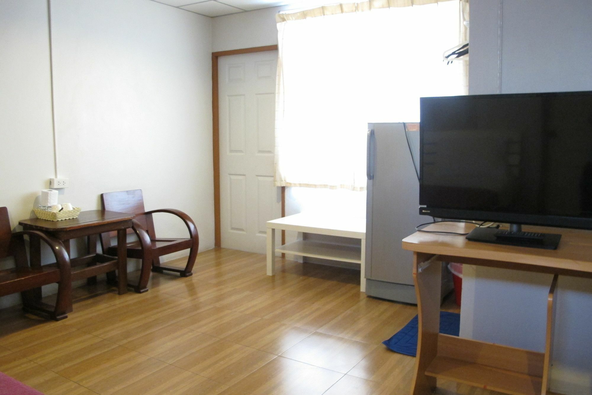 Samchai Hotel Si Racha Buitenkant foto