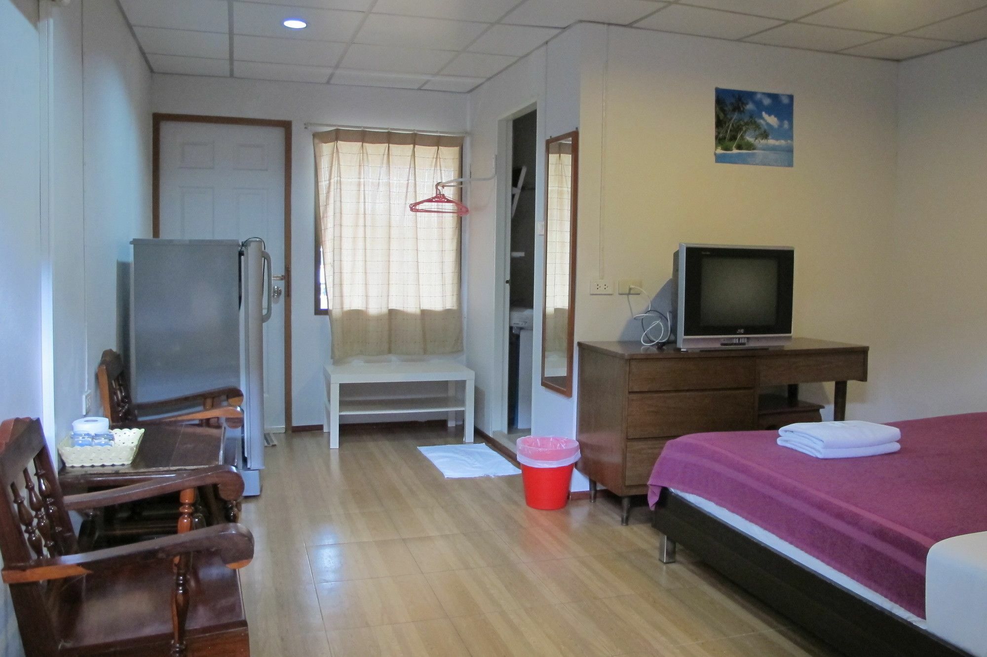 Samchai Hotel Si Racha Buitenkant foto