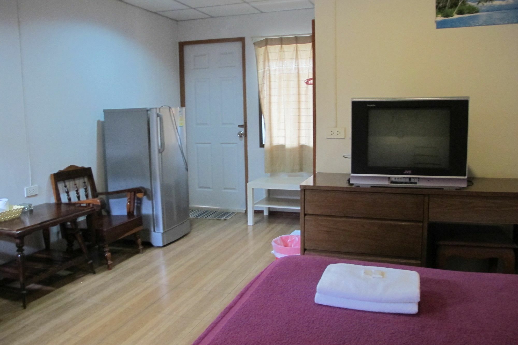 Samchai Hotel Si Racha Buitenkant foto