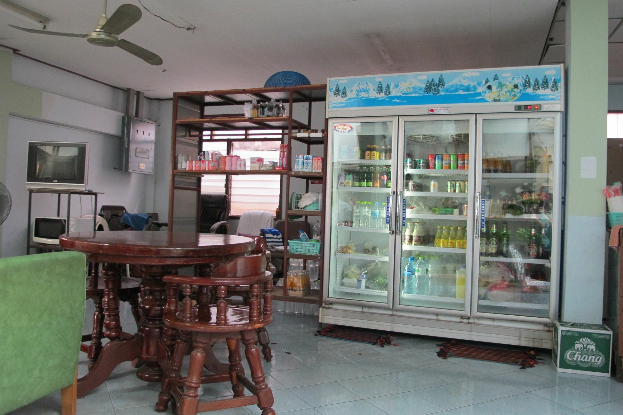 Samchai Hotel Si Racha Buitenkant foto