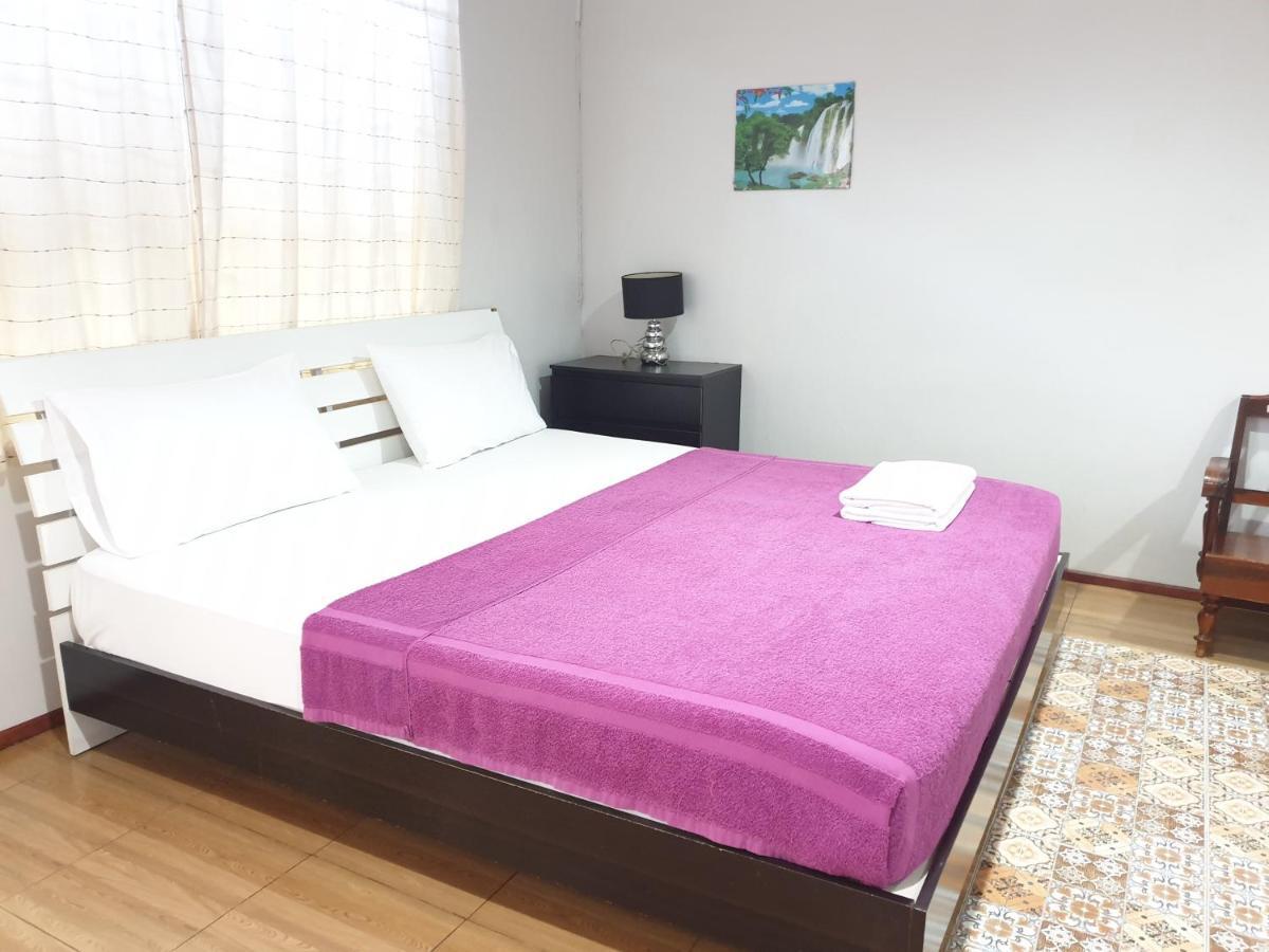 Samchai Hotel Si Racha Buitenkant foto